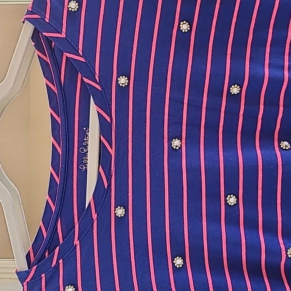 Lilly Pulitzer Top Short Sleeve, Size Large, Color blue and pink 💙 💗 - Picture 4 of 7